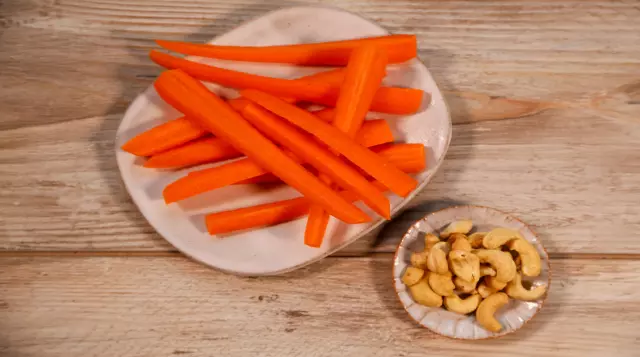 Carrot Sticks and Cashews